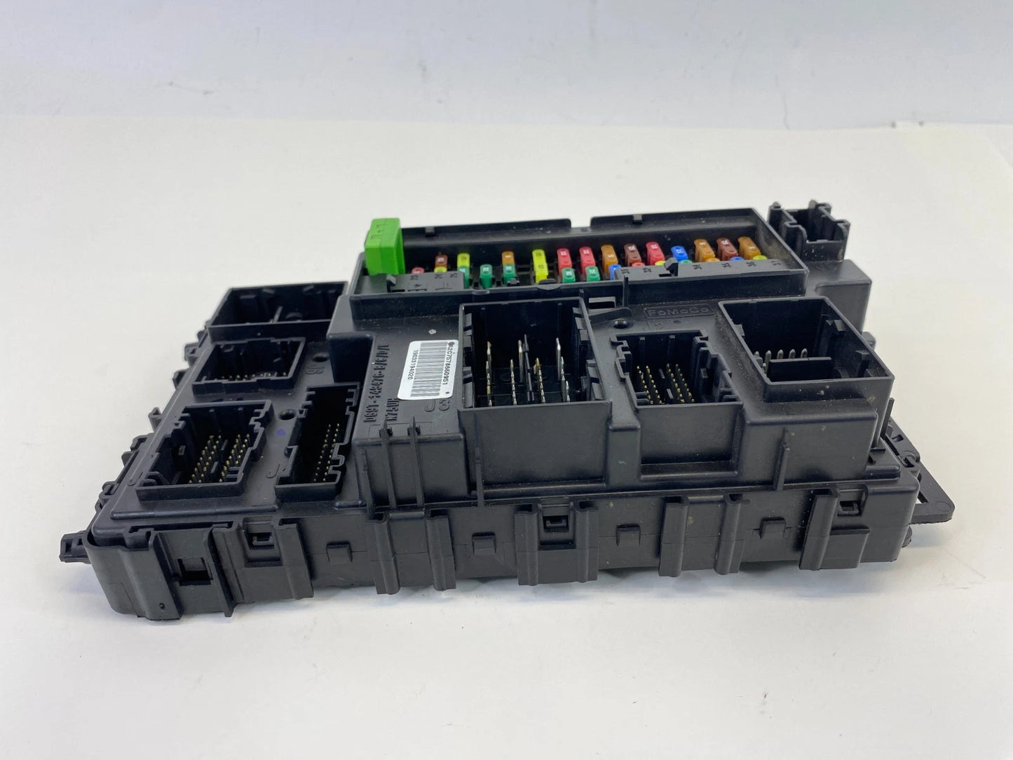2017-2019 FORD INTERCEPTOR UTILITY BODY CONTROL MODULE BCM FUSE BOX OEM