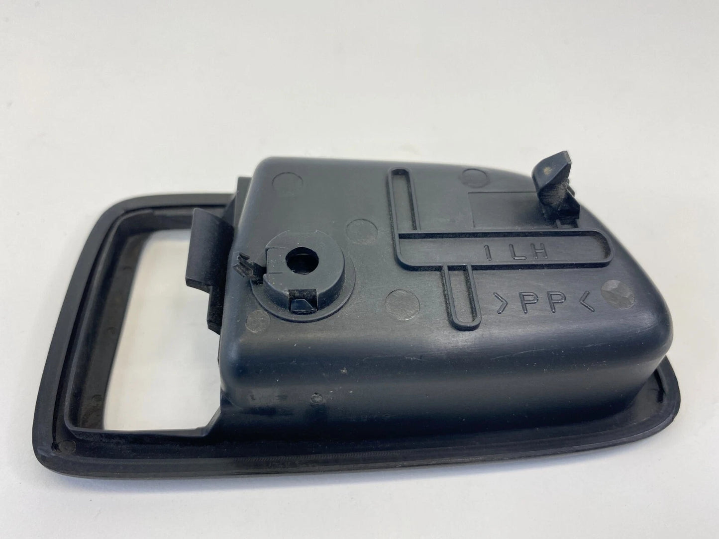 2004-2009 MAZDA 3 REAR LEFT SIDE INTERIOR INNER DOOR HANDLE COVER BEZEL OEM