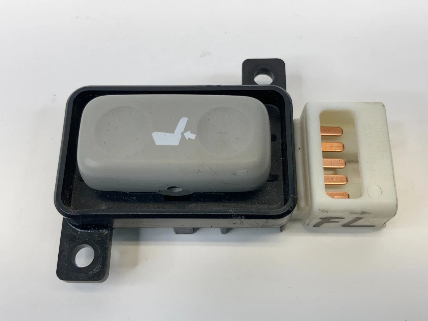 2007-2009 LEXUS RX350 2004-2006 RX330 FRONT LEFT SEAT LUMBAR CONTROL SWITCH OEM