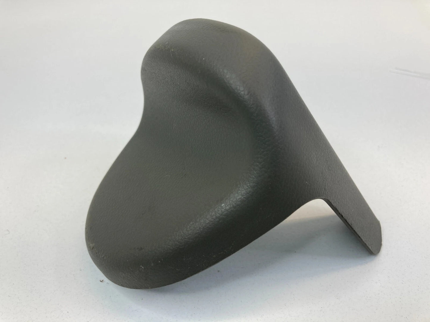 2009-2012 ACURA RDX FRONT LEFT SEAT TRACK END COVER TRIM CAP 81104-STKY-A110