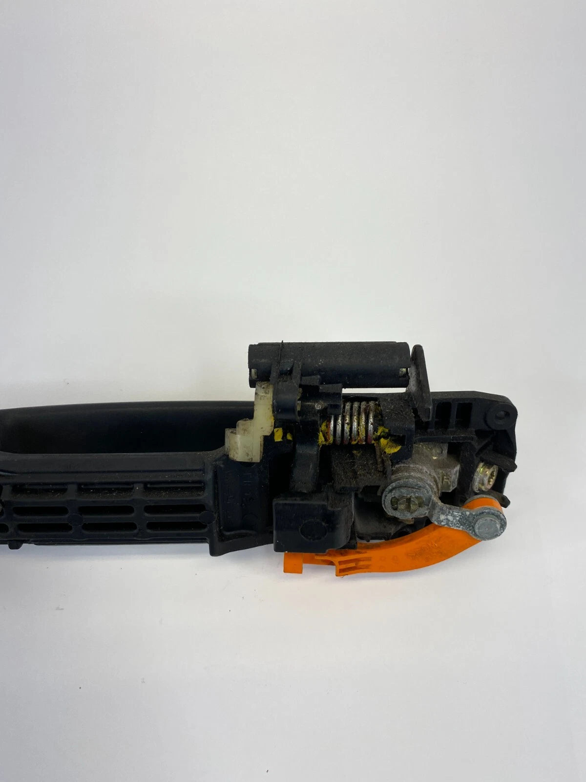2001-2005 TOYOTA RAV4 FRONT RIGHT SIDE EXTERIOR OUTER DOOR HANDLE ASSEMBLY OEM
