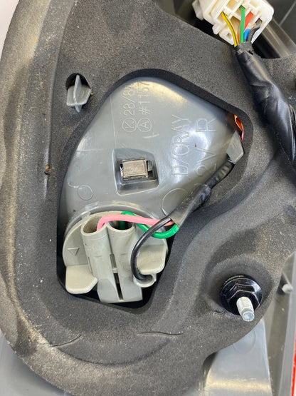2012 2013 2014 HYUNDAI ACCENT SEDAN RIGHT PASSENGER SIDE TAIL LIGHT TAILLIGHT