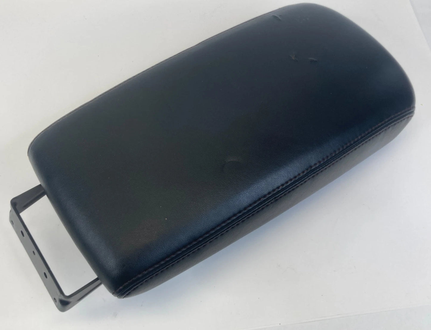 09 10 NISSAN MAXIMA CENTER CONSOLE ARM REST ARMREST LID COMPARTMENT OEM