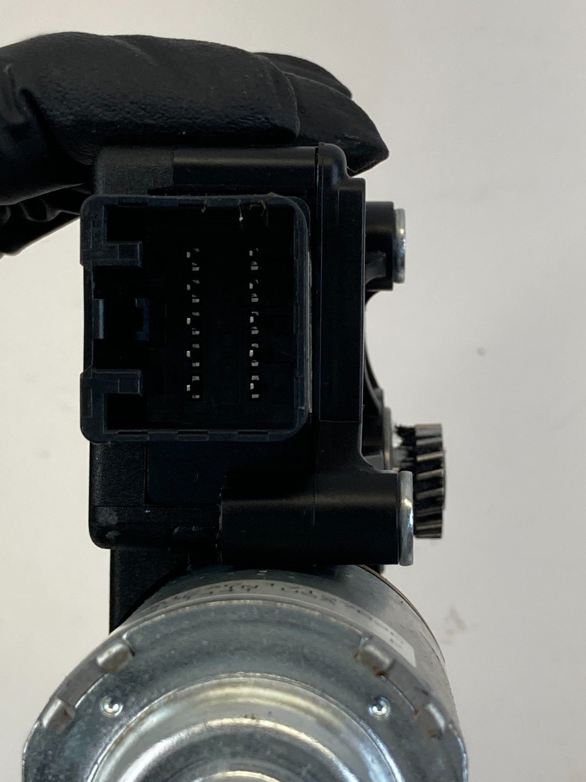 2006 2007 2008 2009 2010 Hyundai Sonata Sunroof Sun Roof Motor 0178101-AC OEM