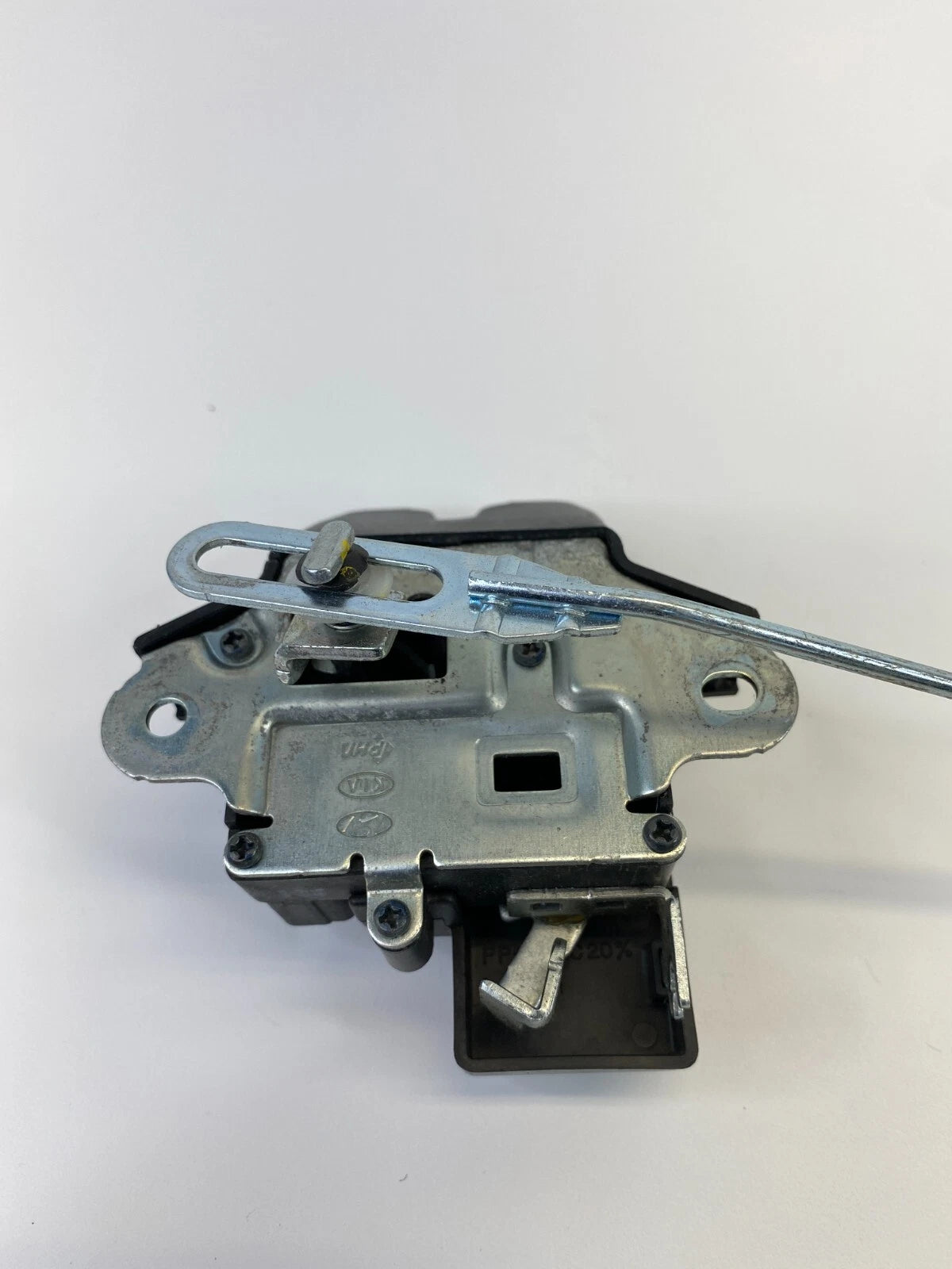 12-17 HYUNDAI ACCENT SEDAN TRUNK LID TAILGATE LOCK LATCH RELEASE ACTUATOR OEM