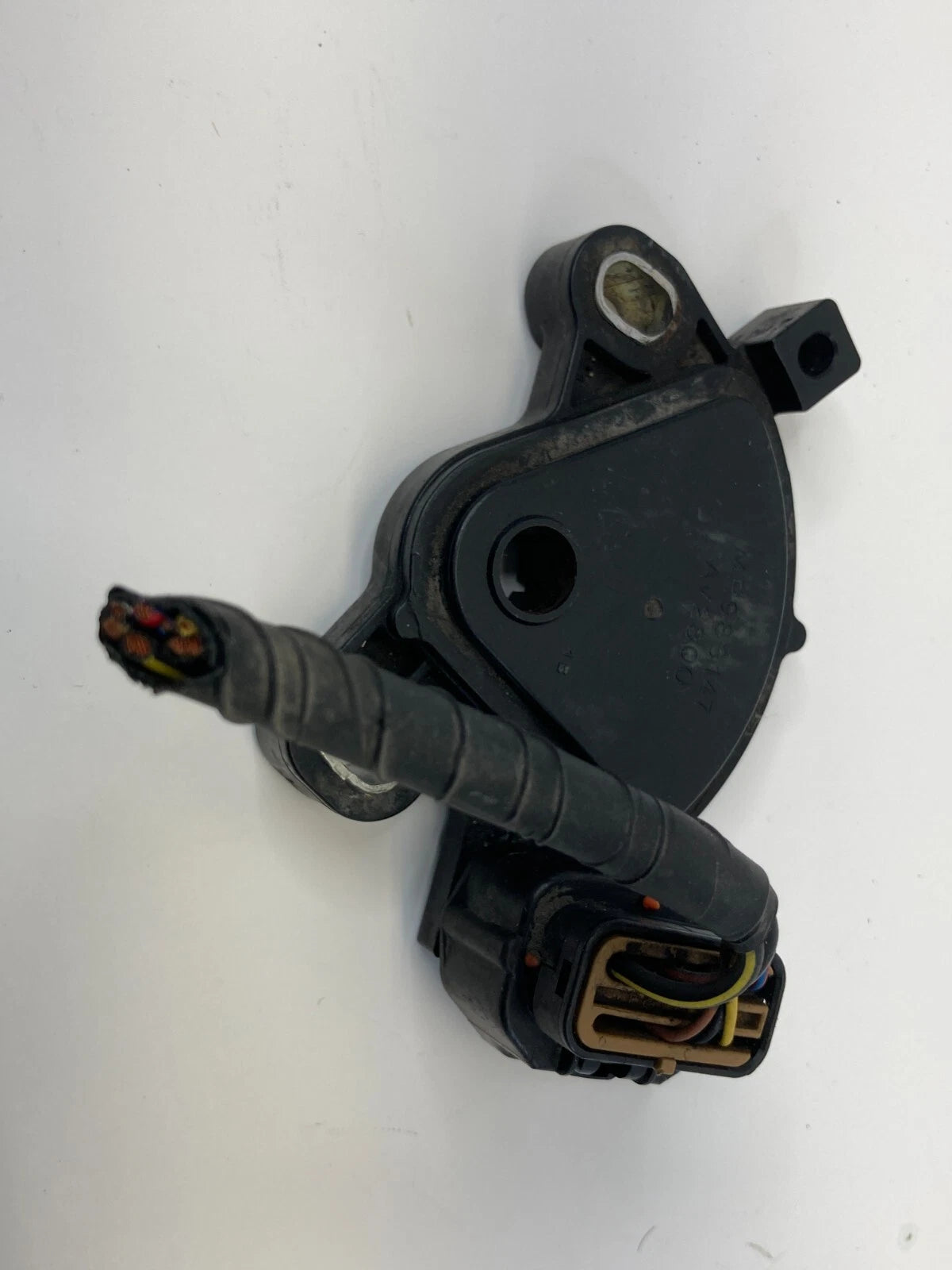 04-12 MITSUBISHI GALANT 2.4L AUTOMATIC TRANSMISSION SAFETY SWITCH MR983147 OEM