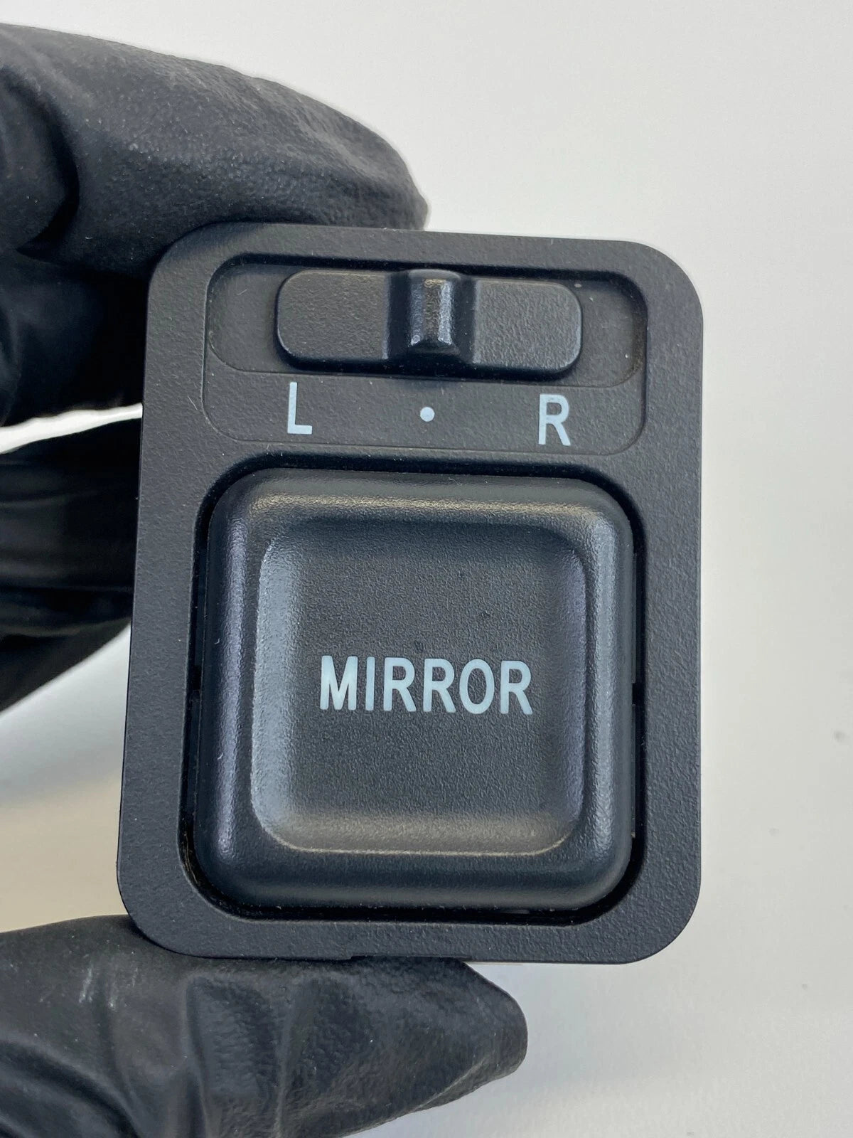 2001-2005 HONDA CIVIC COUPE DASH POWER DOOR MIRROR CONTROL SWITCH ASSEMBLY OEM