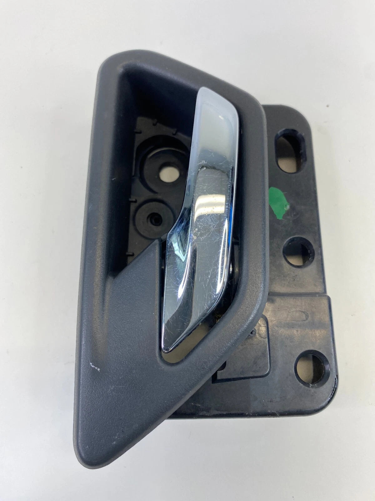 09 10 DODGE JOURNEY FRONT LEFT DRIVER SIDE INTERIOR DOOR HANDLE 962100-10 OEM