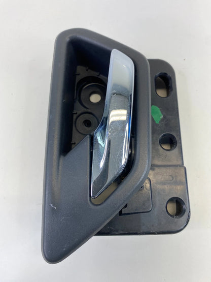 09 10 DODGE JOURNEY FRONT LEFT DRIVER SIDE INTERIOR DOOR HANDLE 962100-10 OEM