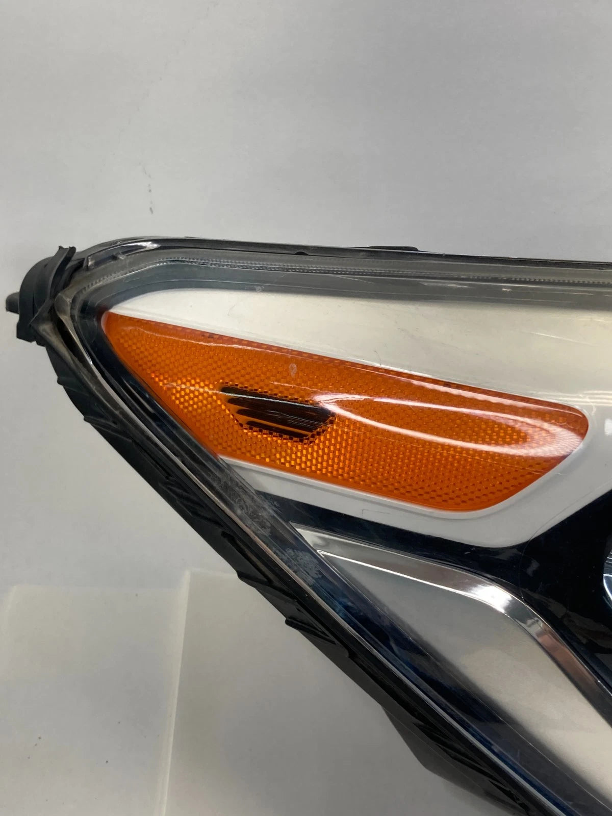 2014-2016 Kia Soul Front Right Side Headlight Headlamp Head Lamp Halogen