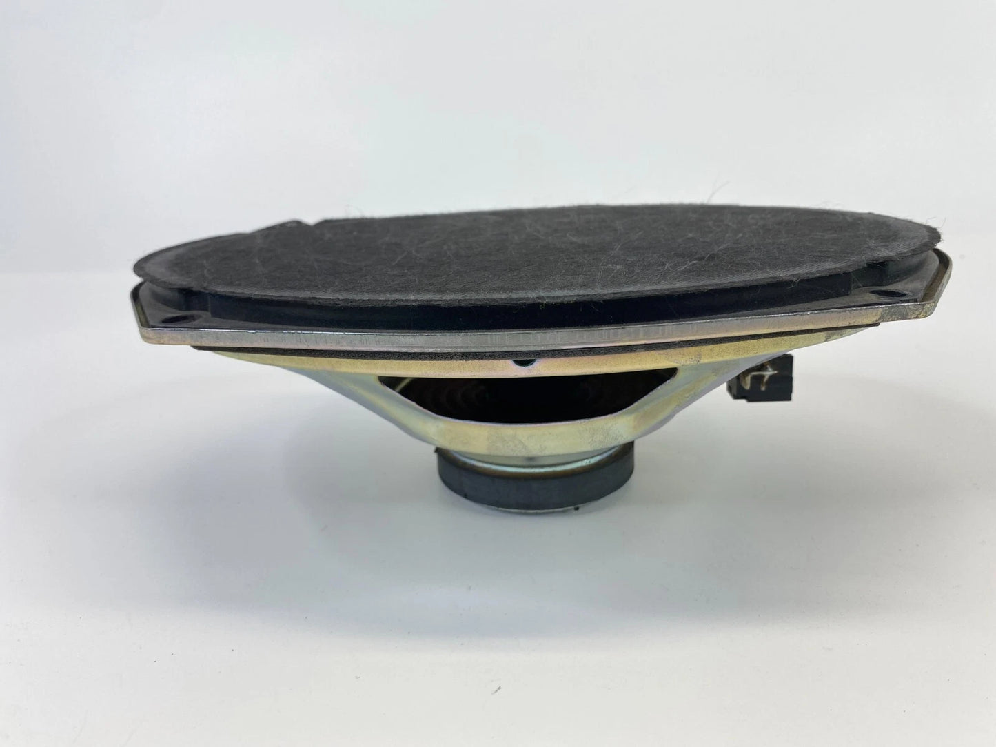 2009-2014 Volkswagen Routan Rear Right Side Door Sound Speaker 05091019AB OEM