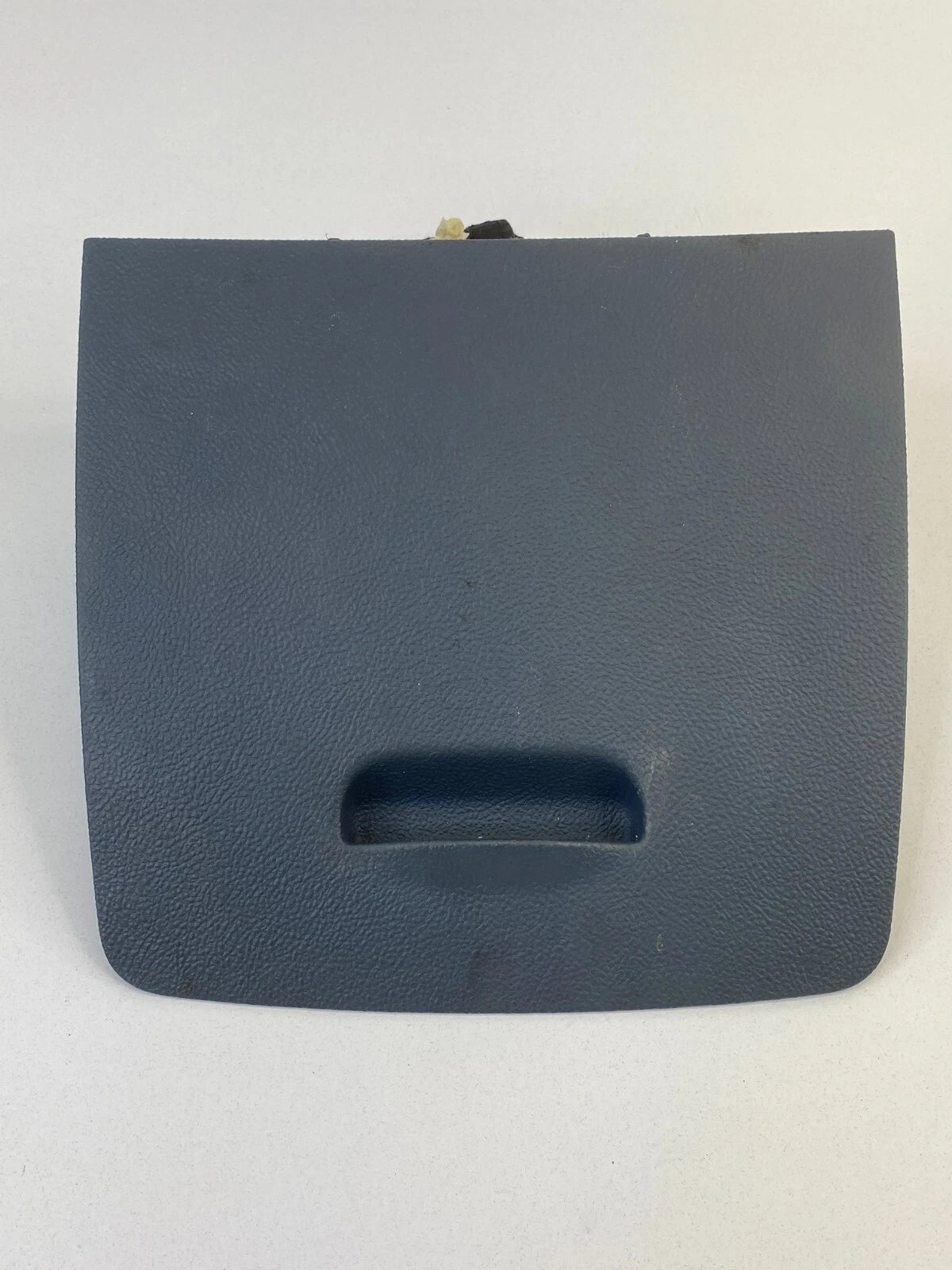 2006 2007 CADILLAC DTS INSTRUMENT PANEL CENTER ASH TRAY ASHTRAY L005277AA