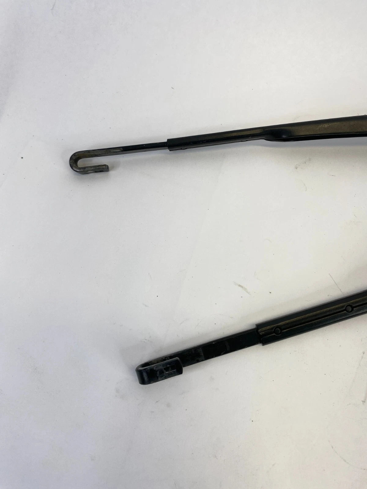 2013-2017 HONDA ACCORD FRONT WINDSHIELD LEFT & RIGHT WIPER ARM SET OEM