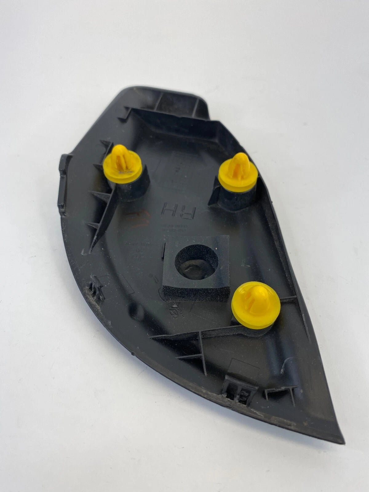14-18 KIA FORTE SEDAN FRONT RIGHT INTERIOR CORNER DOOR MIRROR COVER 87661-A7000