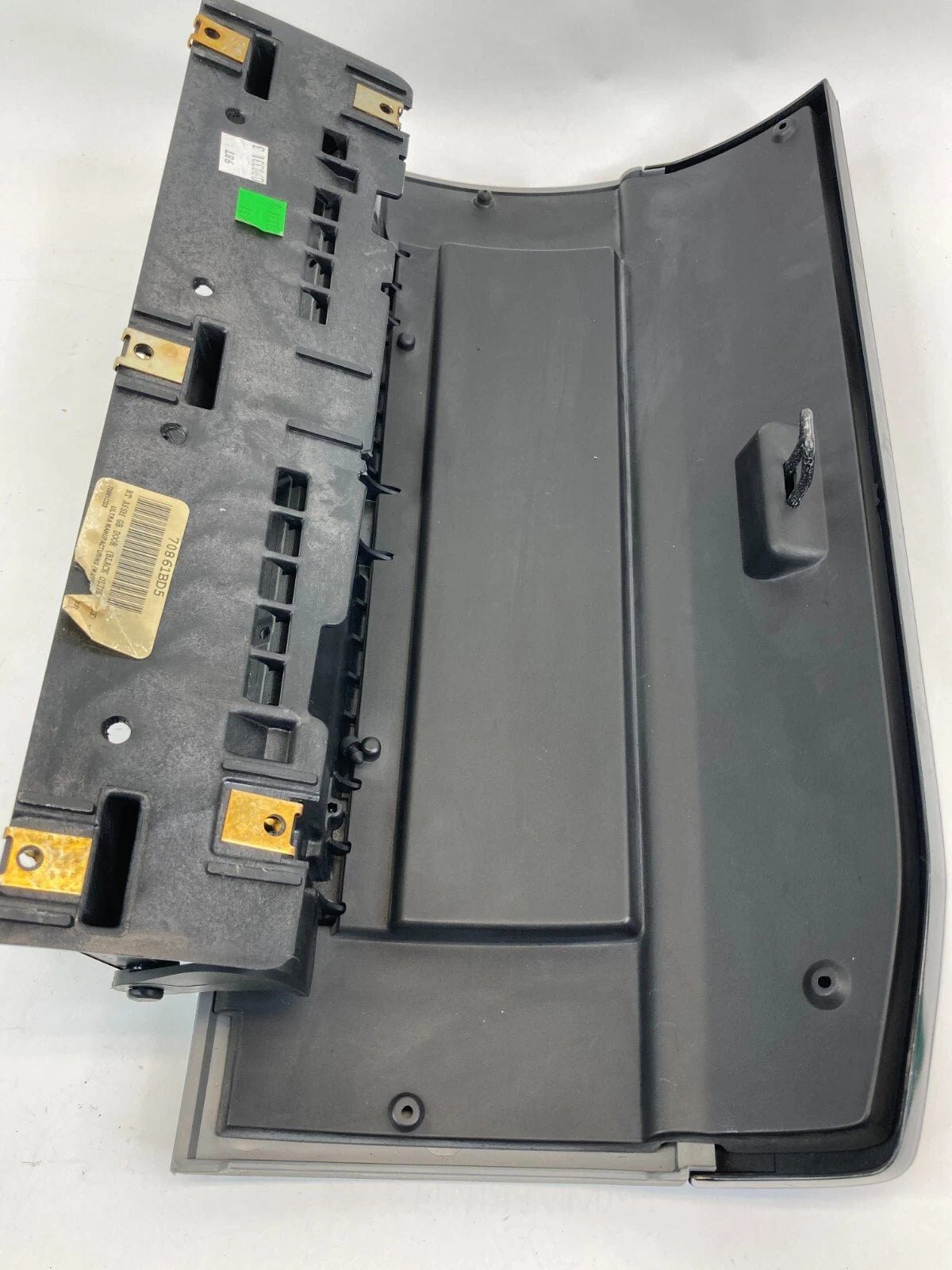 2008-2010 DODGE GRAND CARAVAN UPPER GLOVE BOX DOOR COVER ASSEMBLY 70861BD5 OEM