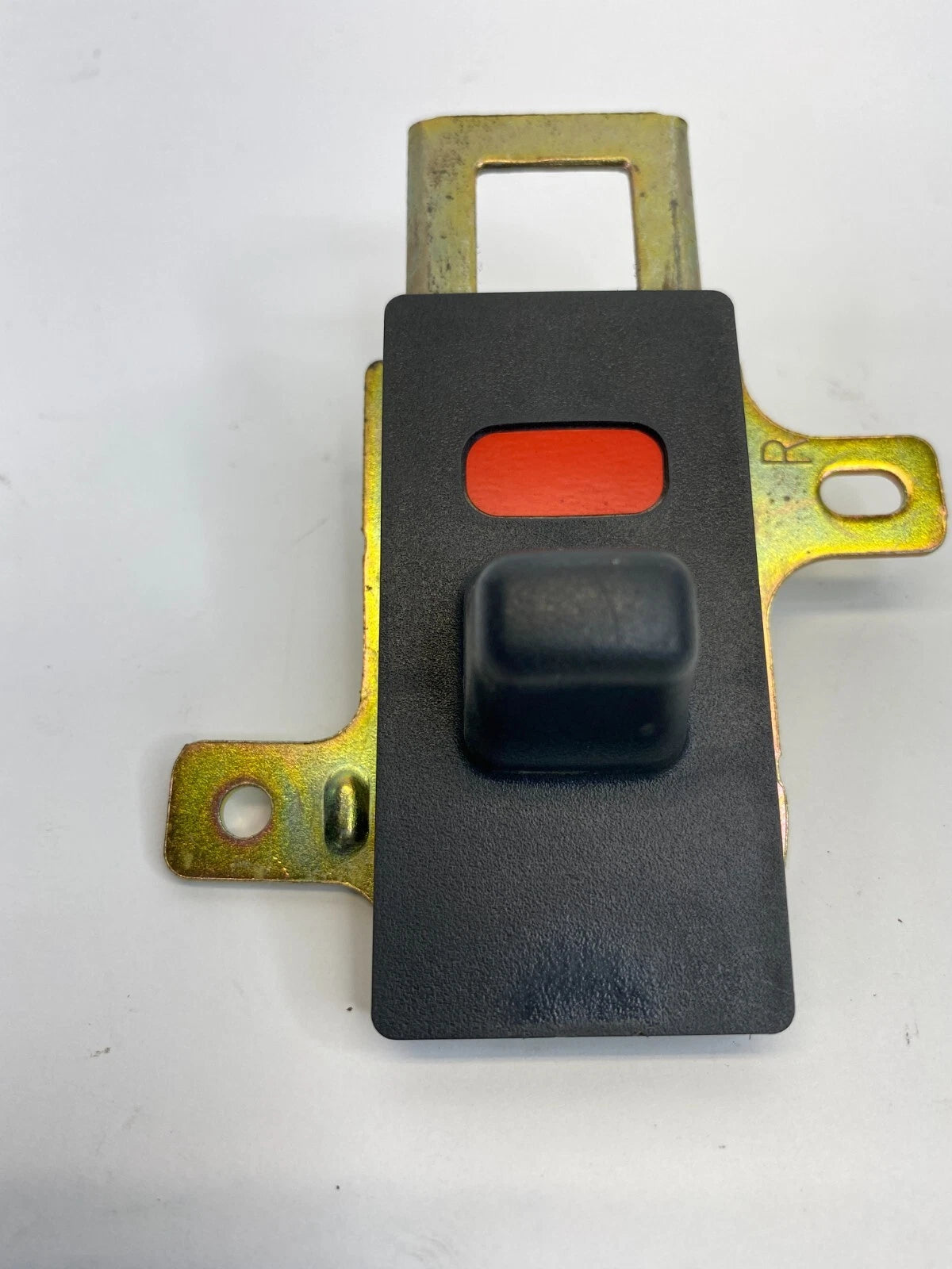99-04 HONDA ODYSSEY REAR RIGHT SIDE SLIDING DOOR LOCK BUTTON SWITCH RR RH OEM
