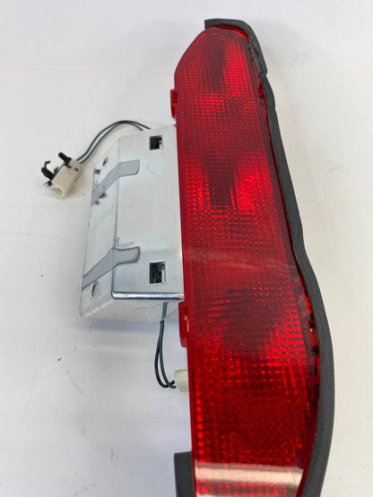 2000-2004 NISSAN XTERRA REAR THIRD 3RD BRAKE LIGHT HIGH MOUNT STOP LIGHT OEM