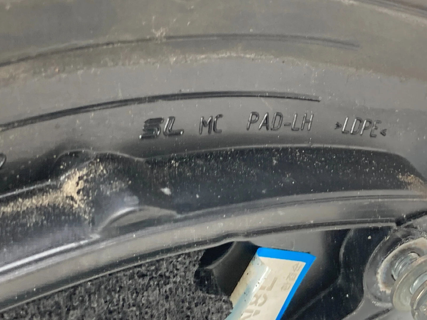 2006 2007 HYUNDAI ACCENT FRONT LEFT DRIVER SIDE VIEW POWER DOOR MIRROR E13027427