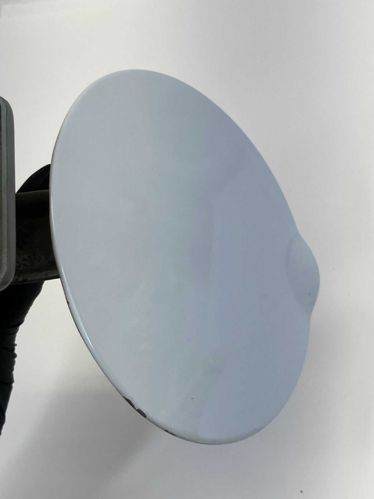 1998-2017 Lincoln Navigator SUV Gas Tank Fuel Filler Door Lid Cover Cap OEM