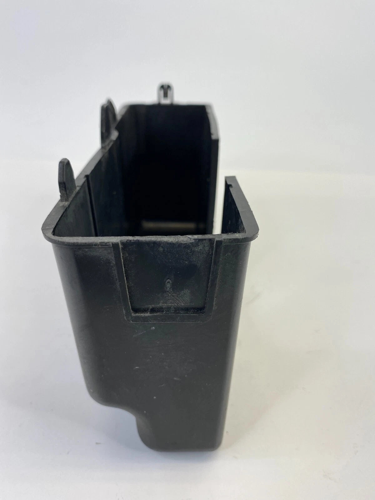 2006-2015 MAZDA 5 BATTERY TRAY BOX SIDE COVER CAP SHIELD OEM FACTORY LF5018593