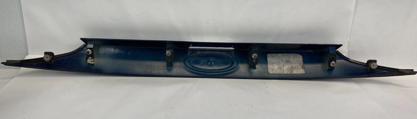 12-14 FORD FOCUS SEDAN REAR TRUNK DECK LID MOLDING FINISH PANEL W EMBLEM BLUE