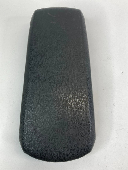 2008-2011 FORD FOCUS SEDAN CENTER CONSOLE ARMREST ARM REST LID COVER COMPARTMENT