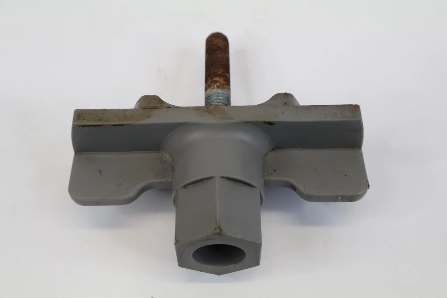 2006-2011 HYUNDAI ACCENT SPARE TIRE CLAMP WHEEL RETAINER BOLT OEM