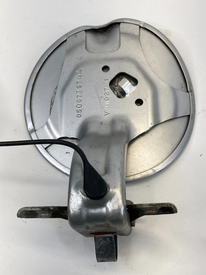 04-08 CHRYSLER PT CRUISER WAGON FUEL FILLER DOOR GAS LID COVER W/ CAP 05067387AA