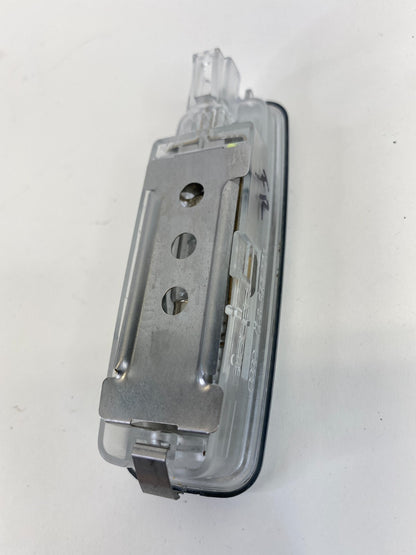 2005-2016 Audi A4 Quattro Front Right Side Roof Visor Dome Map Vanity Light Lamp