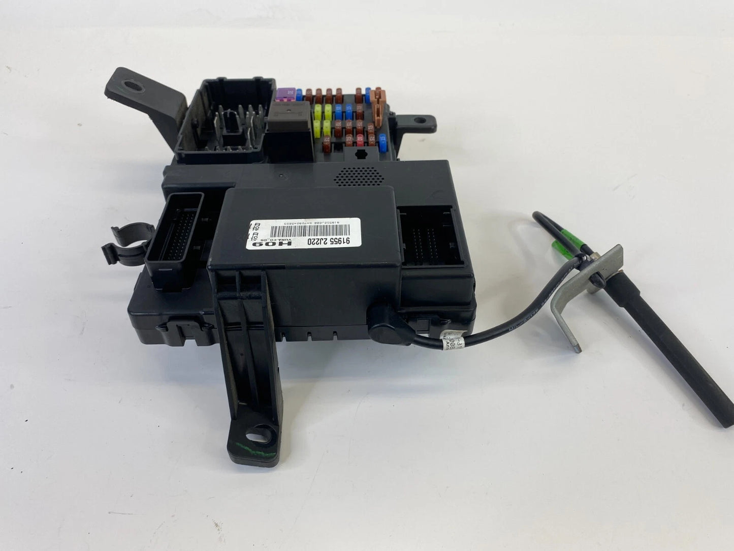 2009-2011 KIA BORREGO DASH INSTRUMENT PANEL FUSE RELAY BOX 91955-2J220 OEM