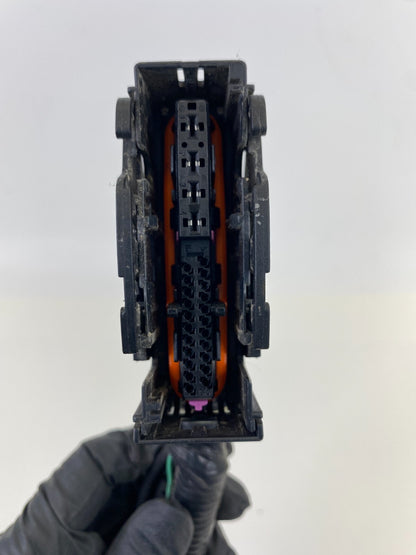 2011 2012 Nissan Altima 2.5L FWD Anti Lock Brake ABS Pump Module Plug Connector