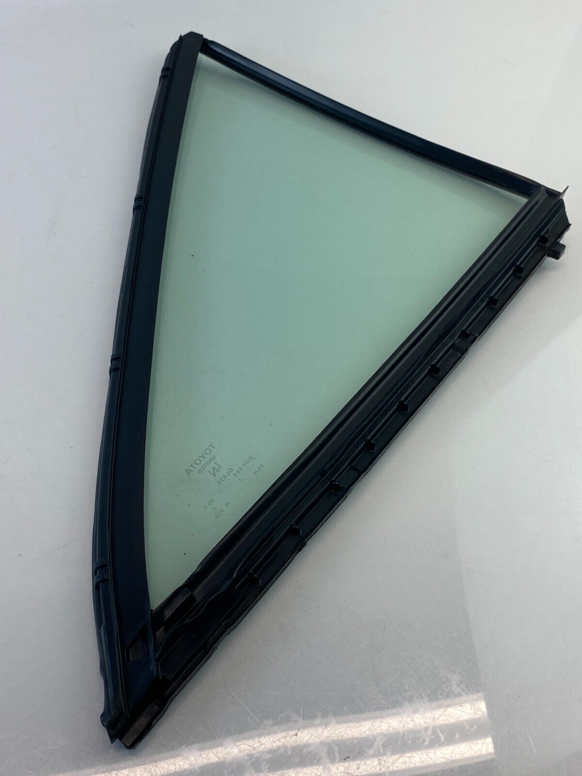 07-11 Toyota Camry Rear Left Driver Door Quarter Window Glass 68189-06021