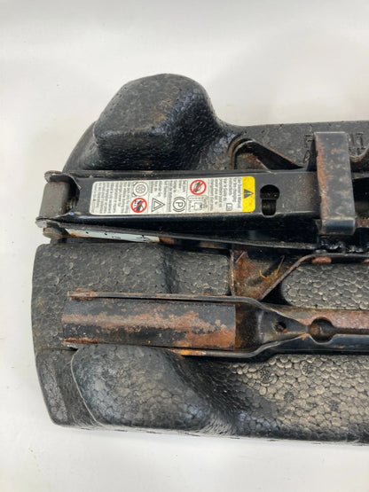 04-07 GRAND PRIX LACROSSE EMERGENCY SPARE TIRE JACK & TOOL LUG WRENCH 22722565