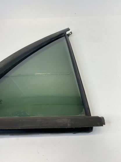 2003-2009 Kia Sorento Rear Right Door Quarter Window Vent Glass 83572-3E000 OEM