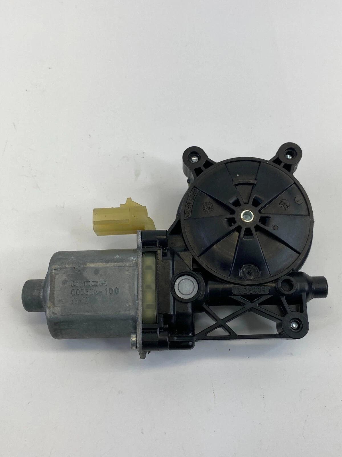 13-15 CHEVY MALIBU 16 MALIBU LIMITED REAR RIGHT SIDE WINDOW MOTOR 0130822686