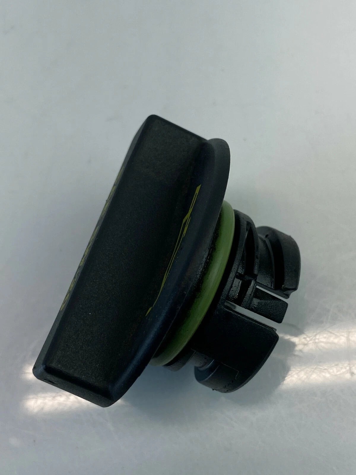 2000-2018 FORD FOCUS 2.0L ENGINE OIL FILLER FLUID CAP LID COVER SAE 5W-20 OEM
