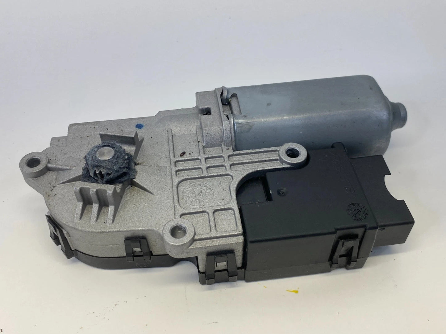 2013-2017 FORD ESCAPE FRONT RIGHT SUNROOF POWER MOTOR ASSY CJ54-15B689-AD OEM