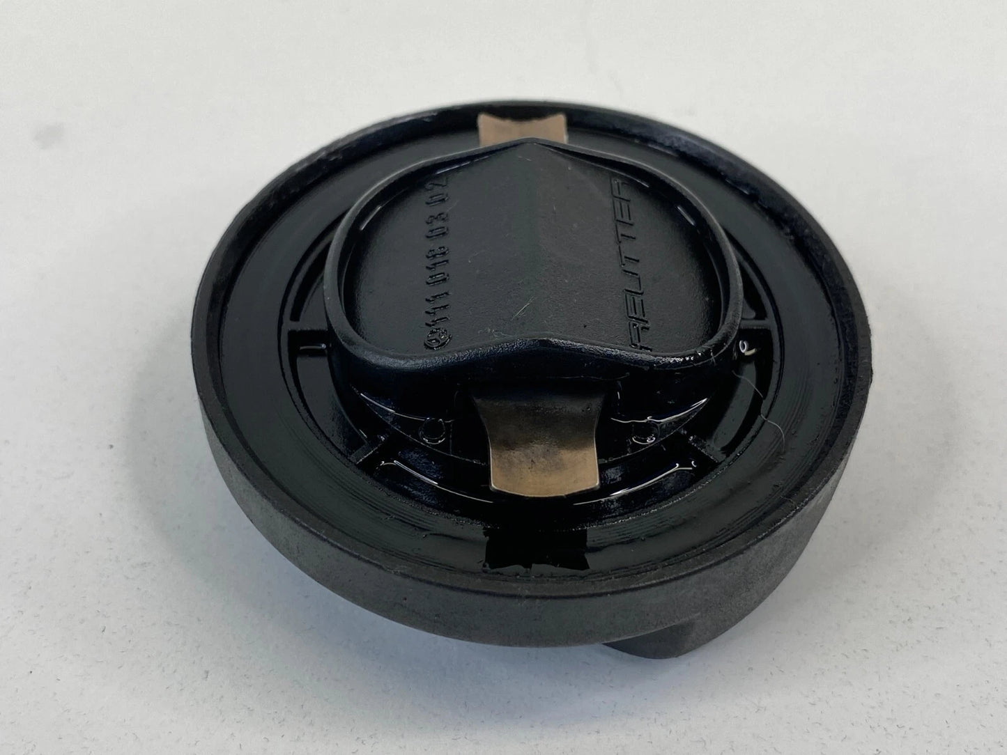 2006-2012 MERCEDES-BENZ R 350 3.5L V6 ENGINE OIL FILLER FLUID CAP COVER LID OEM