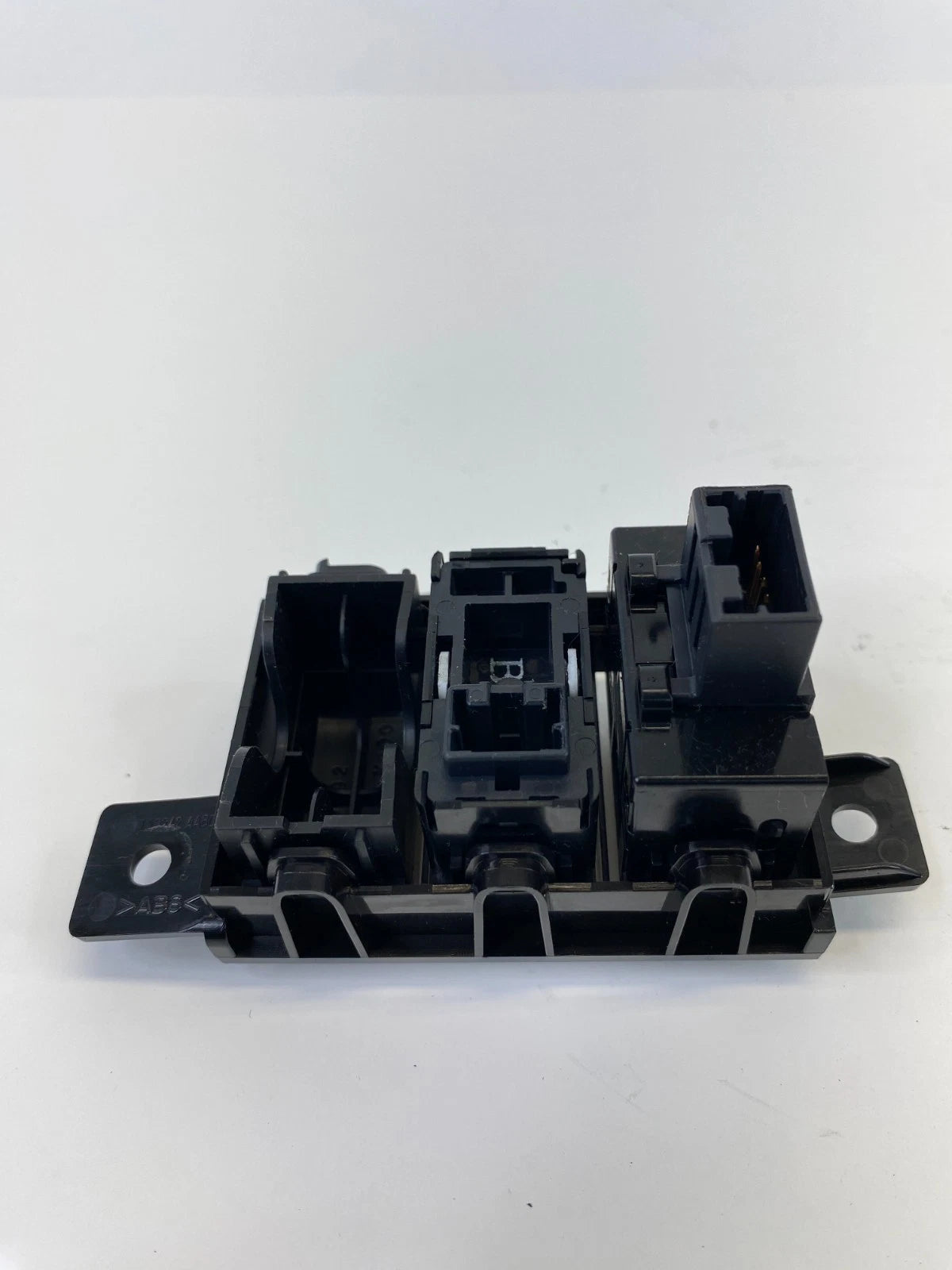 2008-2013 Infiniti G37 VDC Vehicle Dynamic Traction Trunk Control Switch OEM