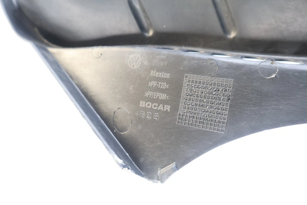 1998-2010 VW NEW BEETLE UPPER WINDSHIELD DEFROSTER NOZZLE VENT COVER TRIM OEM