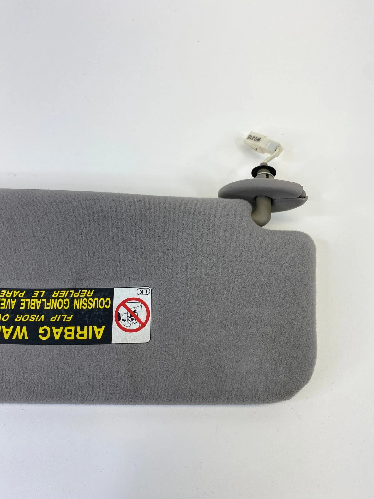 2002 2003 LEXUS ES300 ROOF LEFT DRIVER SUNVISOR SUN VISOR CLOTH GRAY W CLIP