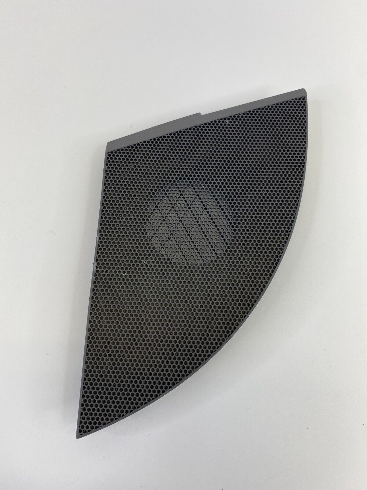 04-10 Toyota Sienna Upper Dash Left Side Speaker Trim Grill Cover 55472-AE010