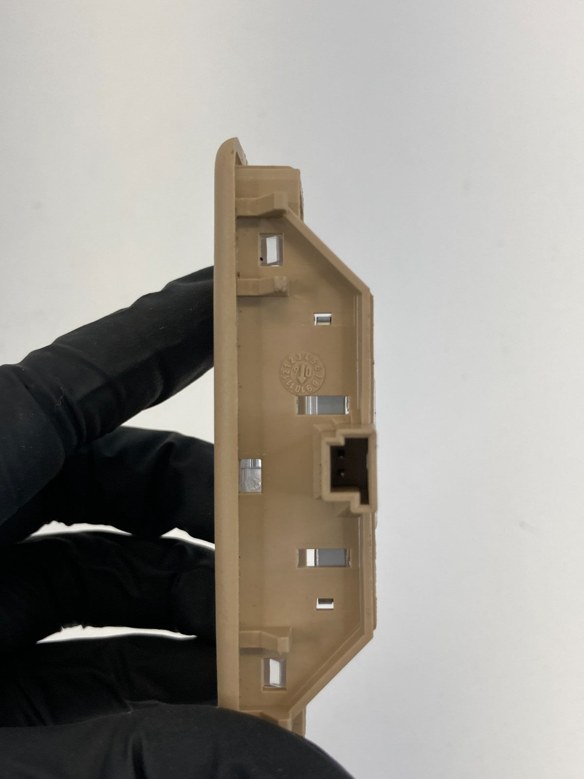 2004-2007 525i 530i 2004 2005 BMW 545i Sunvisor Light Vanity Lamp