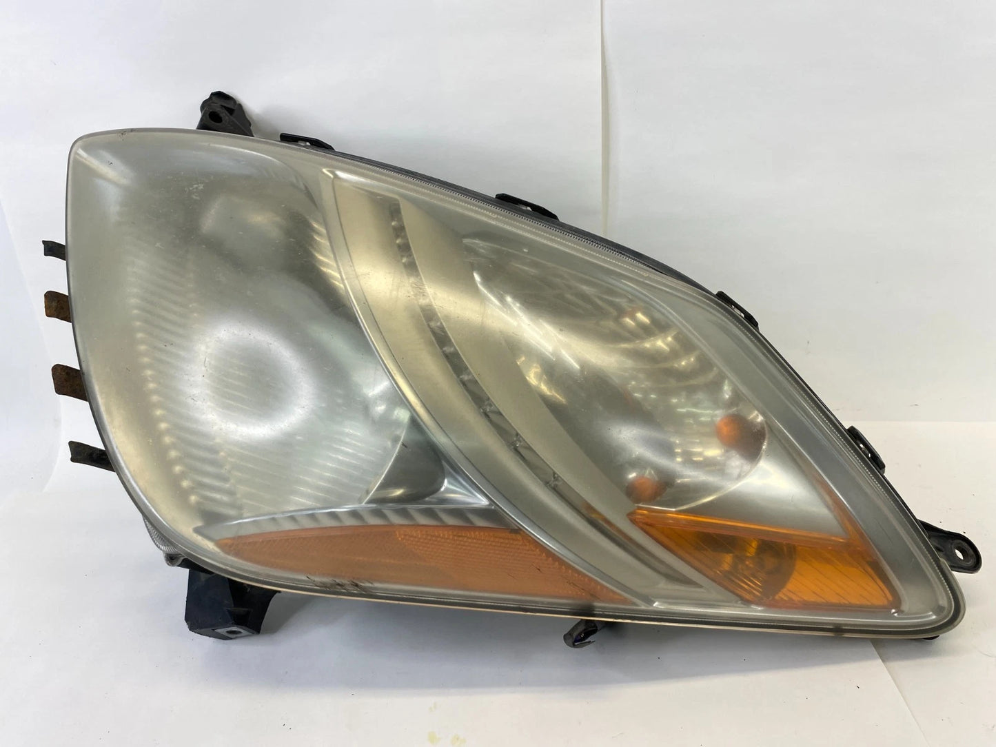 2006-2009 TOYOTA PRIUS LEFT DRIVER LH SIDE HEADLIGHT HALOGEN HEADLAMP OEM