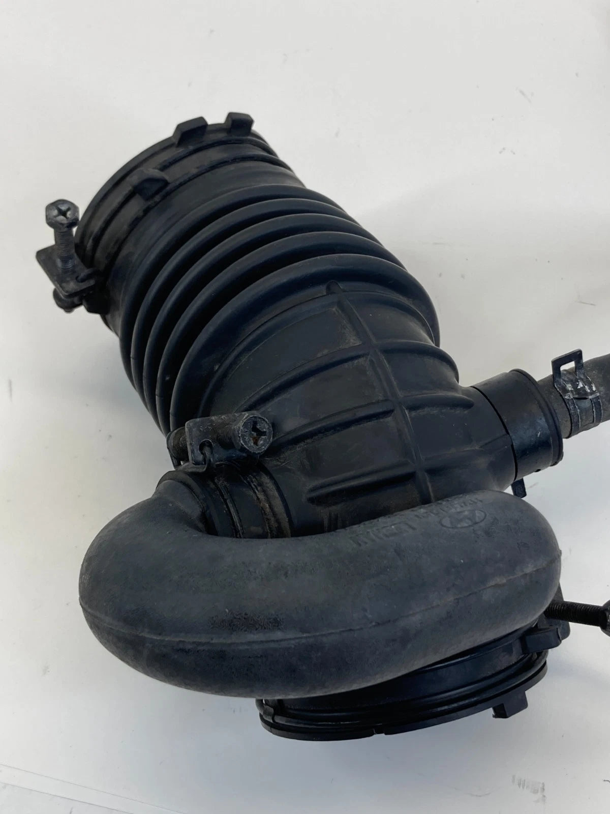 2013 Hyundai Elantra GT 1.8L Air Intake Cleaner Hose Duct Tube Pipe 28192-3X320