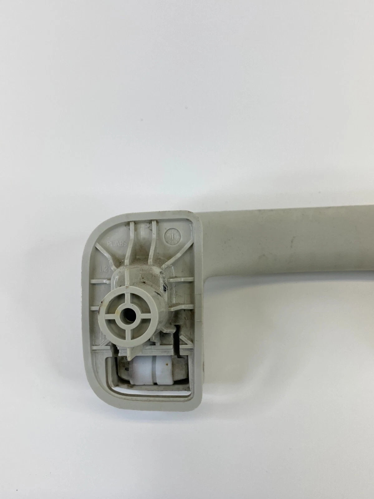 2009-2014 VOLKSWAGEN ROUTAN REAR RIGHT SIDE INNER ROOF GRAB GRIP HANDLE OEM