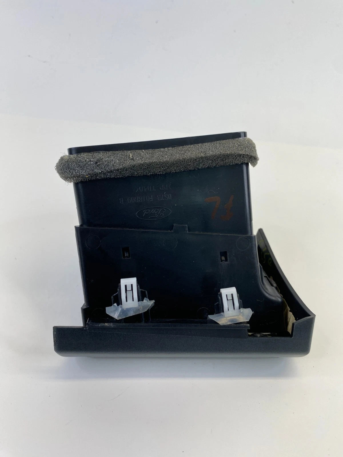 2013-2016 FORD FUSION SE DASH LEFT SIDE AIR VENT GRILLE DS73-F018B09-BJW OEM