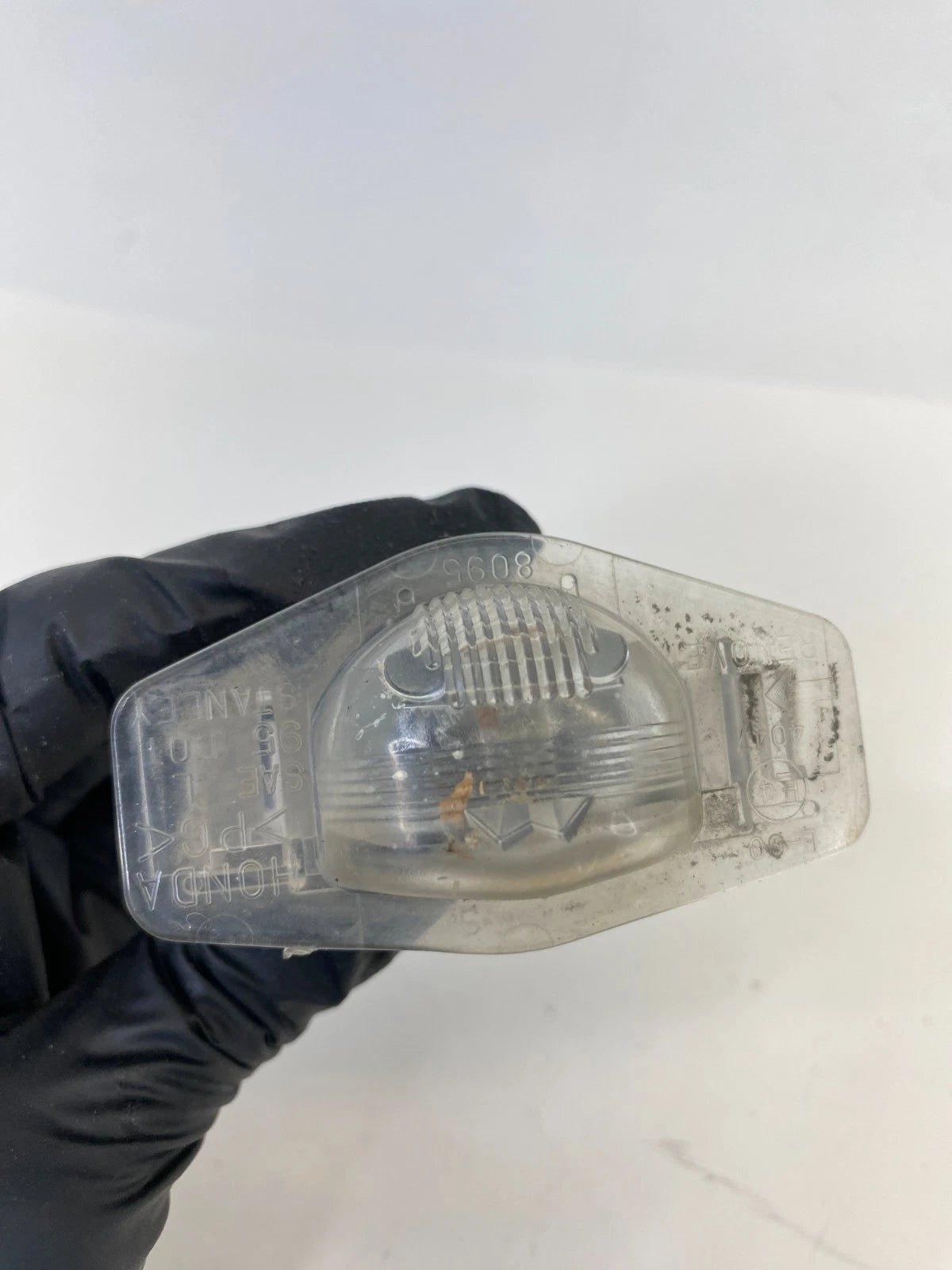 2003-2008 HONDA PILOT REAR LICENSE PLATE LIGHT LAMP LENS HOUSING SET OEM