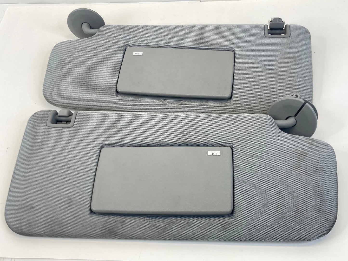 2017-2021 Chevrolet Trax Sunvisor Set Sun Visor Shade Pair Set OEM