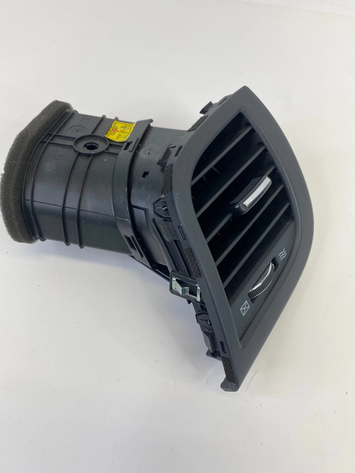 12-17 Hyundai Accent Dash Front Right Passenger A/C Air Vent 97480-1R000 OEM